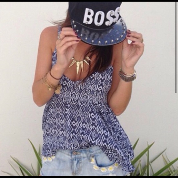 LF Aztec print blue flowy top - Picture 5 of 5